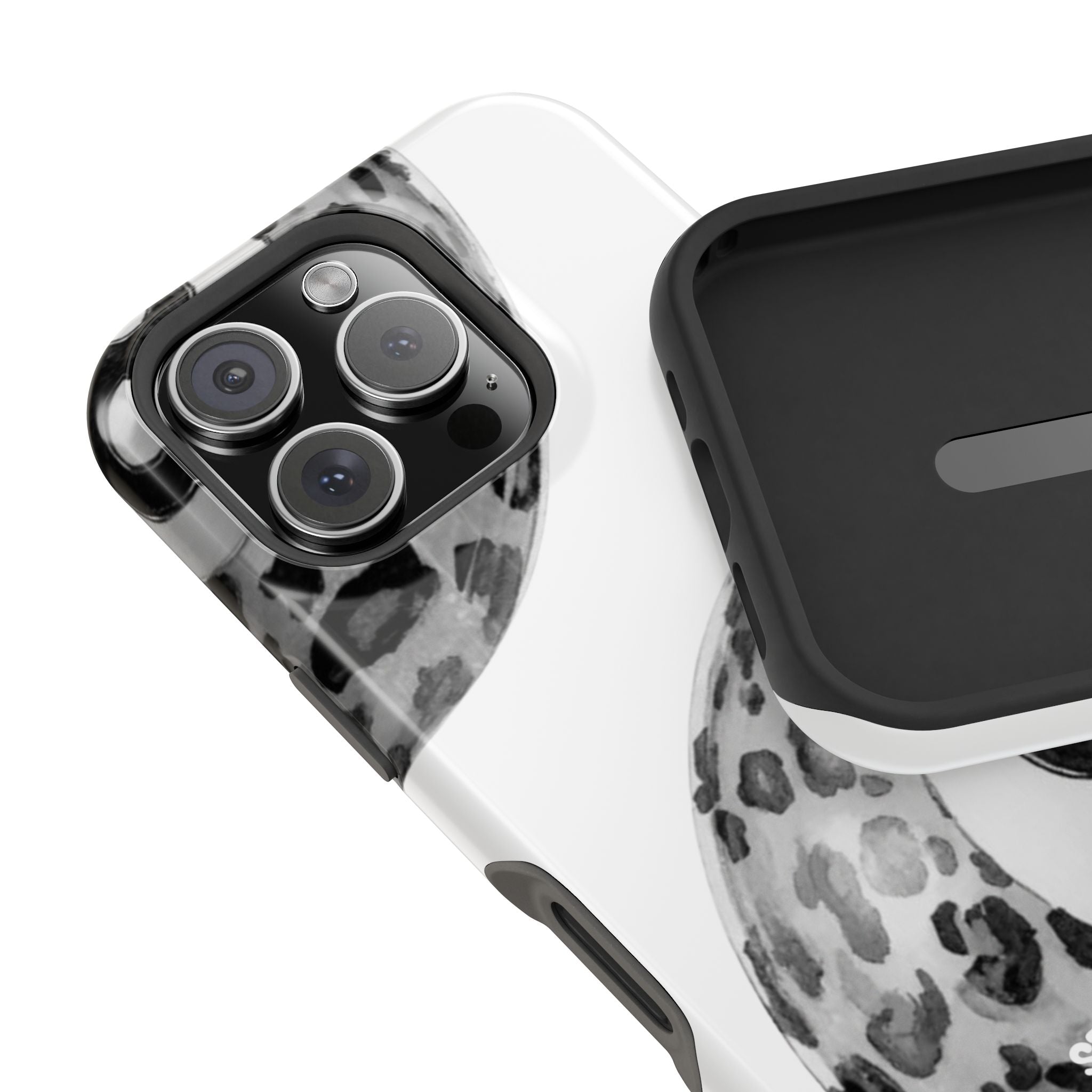 “lucky pounce ” protective phone case