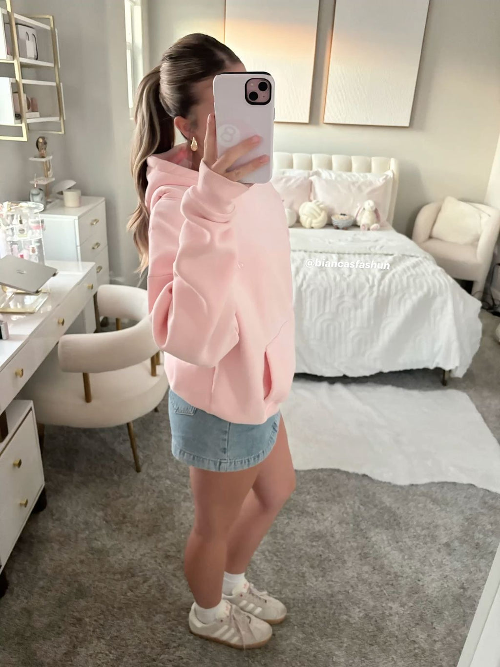 “Lucky bush” protective phone case